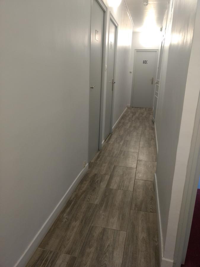 总站酒店 雅芳 外观 照片